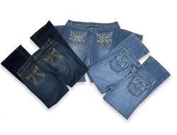 Vintage Y2K Women's Embellished Pocket Denim Jeans..