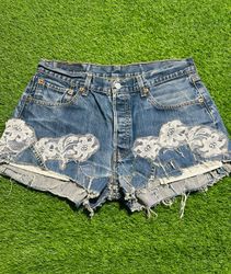 Levi’s Women’s Shorts (EV/24)