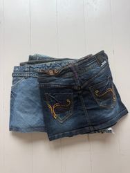 Women’s Y2K low rise denim mini skirt
