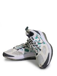 Running Shoes
