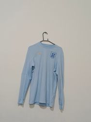 Vintage branded sweatshirts