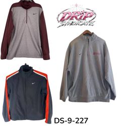 Nike Mixed Jackets for Effortless Streetwear Style..