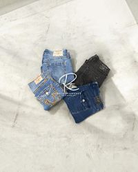 RT 1588 True Religion Mix Jeans