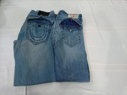 CR11055 Vintage True Religion Men’s Jeans
