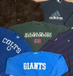 Mix branded sweatshirts