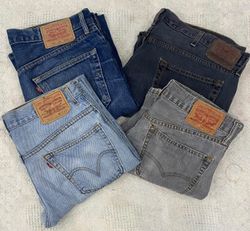 Vintage Men's Levi's Bootcut Denim Jeans (BN1629)