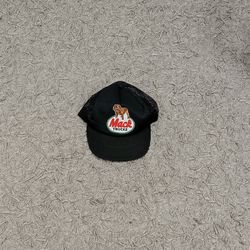 VINTAGE CAPS BUNDLE 17