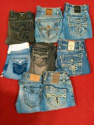 Mix jeans of premium brands