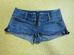 Lot of 10 Women's Y2K Distressed & Zipper Detail J..