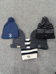 ZV00002 Mix Marken-Beanies-Bundle