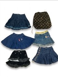 Collection de jupes mini en denim Y2K pour enfants..