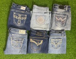 Jeans a gamba bootcut ricamati Y2K