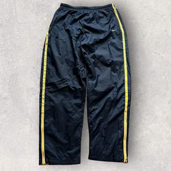 Premium Vintage Nike Baggy Trackpants
