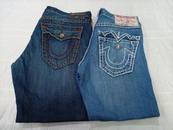 CR10425 Vintage True Religion Men’s Jeans