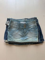 Women’s Y2K low rise denim mini skirt
