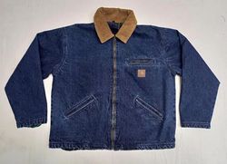 Veste en denim Carhartt upcyclée CR1139