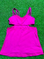 Lululemon Women’s Tops (EV/6)
