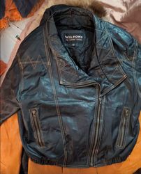 Ladies leather jackets - 35 pieces
