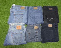LEVI’S BOOTCUT JEANS (014)