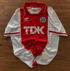 CLASSICAL VINTAGE FOOTBALL T SHIRT