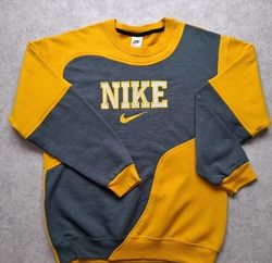 Premium vintage clothing Nike sweatshirt 🎉🎉🎊