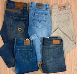 Mix branded jeans