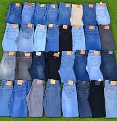 Jeans e pantaloni Levi's Straight tutti i codici