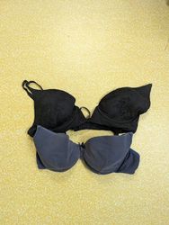 Lot of 12 Women's Mixed Lace & Padded Bras Underwi..