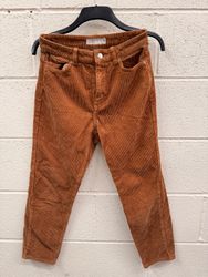 Women’s winter bottom wear
