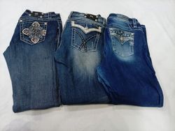 CR10381 Vintage Miss Me Flare & Straight Jeans Bun..