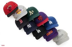 New Era Mitchell & Ness Baseball Caps