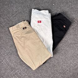 Dickies pants (Cv 326)