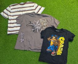 8330 - Vintage Style Half and Full Sleeves T-Shirt..