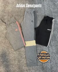 🔴 Adidas Sweatpants - (26/10)