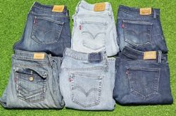 LEVI’S JEANS (B 63)