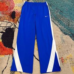 Authentic Vintage Nike Baggy Trackpants