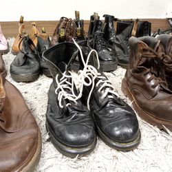 DR. MARTEN SHOES & BOOTS BUNDLE 02
