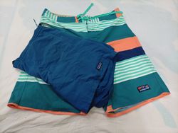 CR11268 Vintage Patagonia Shorts