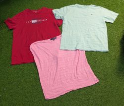 8243 - Tommy Hilfiger T-shirts à manches courtes