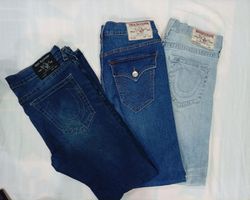 CR12306 Vintage True Religion Men’s Jeans