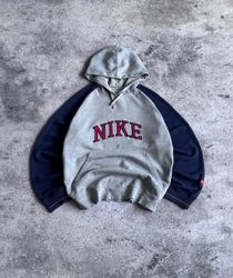 nike vintage sweatshirt