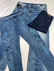 Embroidery jeans