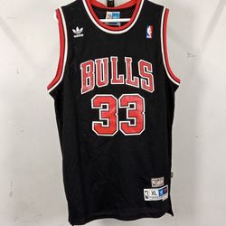 NFL & NBA JERSEYS - BUNDLE 02