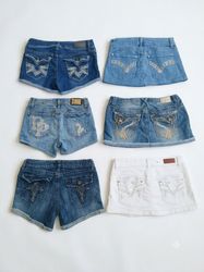 Vintage Y2K Embroidered Back Pocket Denim Shorts a..