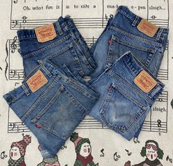 Vintage Levi's 517 Bootcut Jean (BN1617)