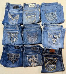 TRUE RELIGION AND OTHER BRAND WOMEN WEAR JEANS