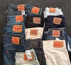 Levi's Straight Jeans