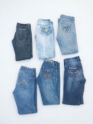 Vintage Y2K Straight Leg Jeans – Embellished & Gra..
