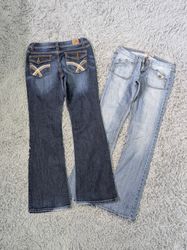 ***Y2K Retro Flare Jeans – Detailed Embroidered De..
