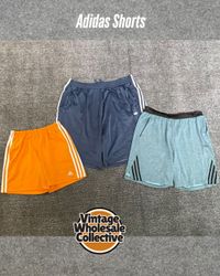 🔴 Adidas Shorts - (15/10)
